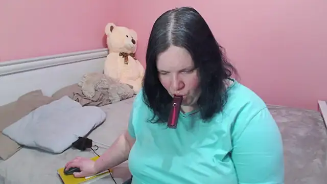  alexandra ray  online show from 4, 3, 2026