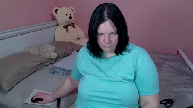  alexandra ray  online show from 4, 12, 2025