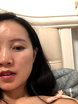 Mile-m online show from 12, 10, 2025