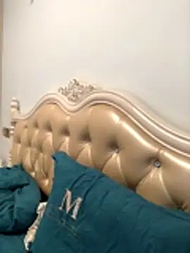 Mile-m online show from 3, 11, 2025