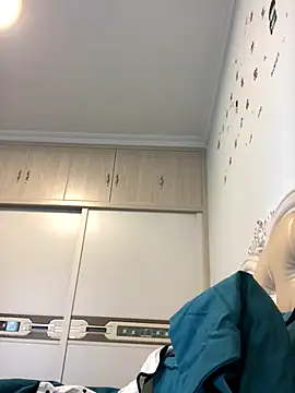 Mile-m online show from 25, 10, 2025