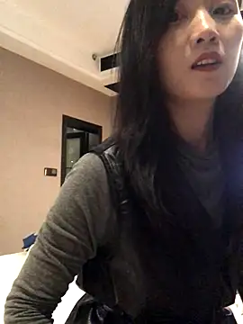 Mile-m online show from 4, 11, 2025