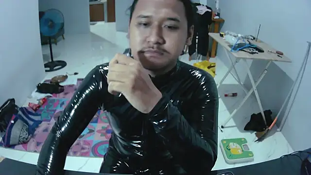 Snapshot of latexidn chatting on 15, 11, 2025 latexidn online show from 15, 11, 2025