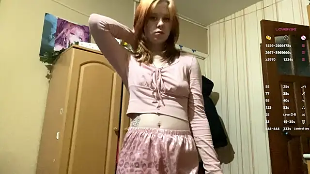 AnitaVanruiten online show from 29, 10, 2025