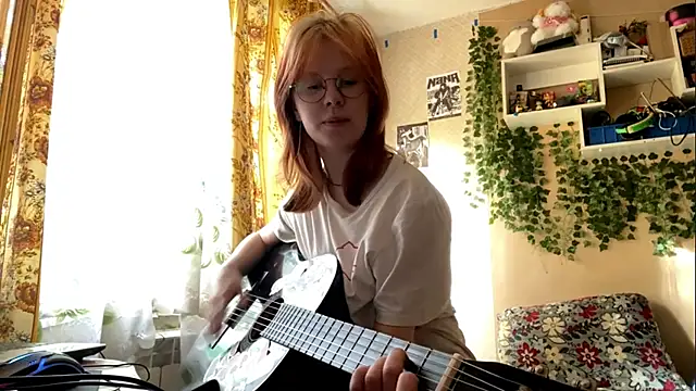 AnitaVanruiten online show from 4, 10, 2025