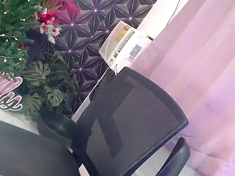 Hot chely online show from 21, 12, 2025