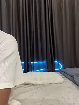 vickyandtania online show from 7, 2, 2026