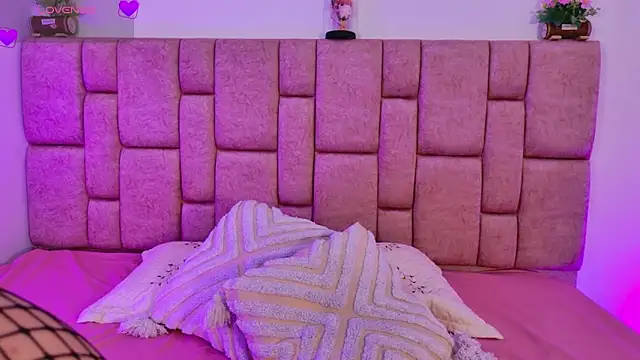 AmyVega  online show from 11, 1, 2026