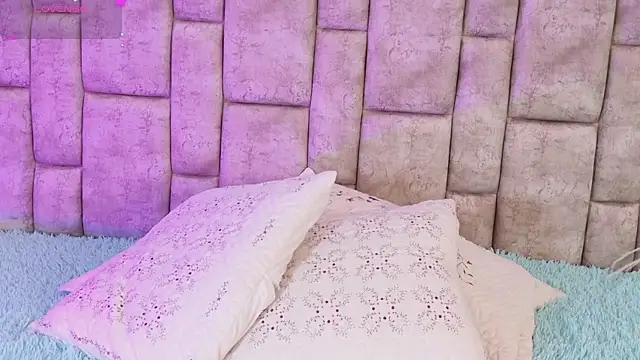 AmyVega  online show from 15, 11, 2025