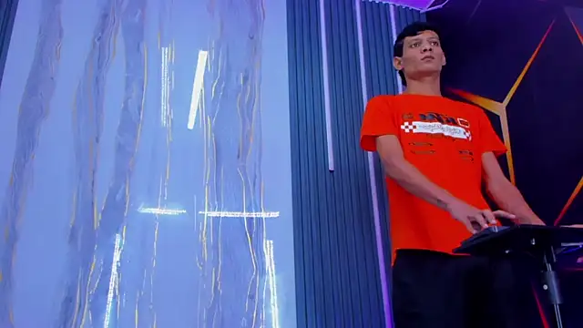 Snapshot of Play_boys_Hot2 chatting on 6, 11, 2025 Play boys Hot2 online show from 6, 11, 2025