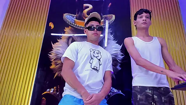 Snapshot of Play_boys_Hot2 chatting on 2, 11, 2025 Play boys Hot2 online show from 2, 11, 2025