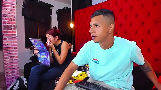 Snapshot of AnyAndDimitry chatting on 4, 10, 2025 AnyAndDimitry online show from 4, 10, 2025