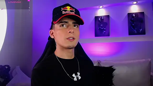 MateoMitchell online show from 29, 3, 2026