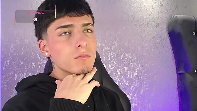 MateoMitchell online show from 1, 12, 2025