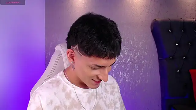 MateoMitchell online show from 5, 2, 2026