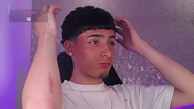 MateoMitchell online show from 3, 12, 2025