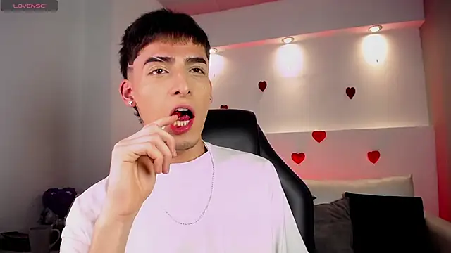 MateoMitchell online show from 6, 3, 2026