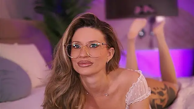 AvaMaddisson online show from 26, 2, 2026