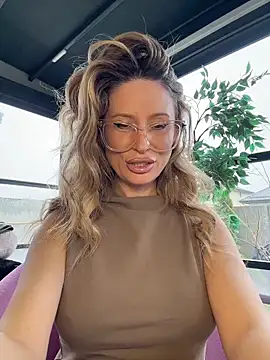 AvaMaddisson online show from 28, 3, 2026