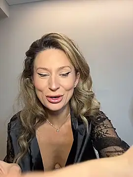 AvaMaddisson online show from 1, 3, 2026