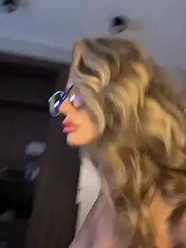 AvaMaddisson online show from 6, 2, 2026