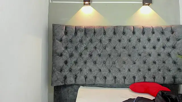 COMPTON 01 online show from 28, 11, 2025