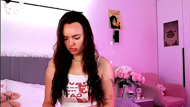 JenniferLouns online show from 6, 10, 2025