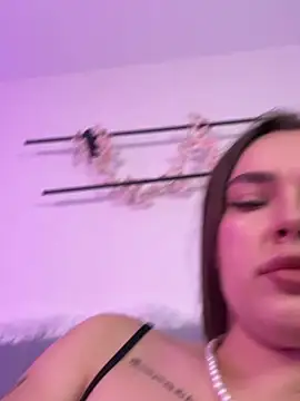 JenniferLouns online show from 15, 10, 2025