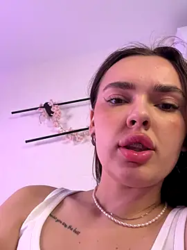 JenniferLouns online show from 22, 10, 2025