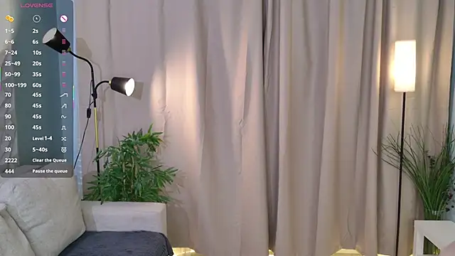 Playful Lia online show from 25, 11, 2025