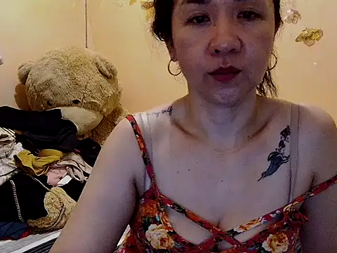 KissHott online show from 25, 10, 2025