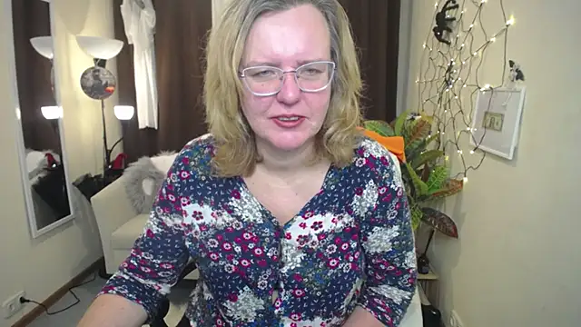 VestaWoody online show from 1, 11, 2025