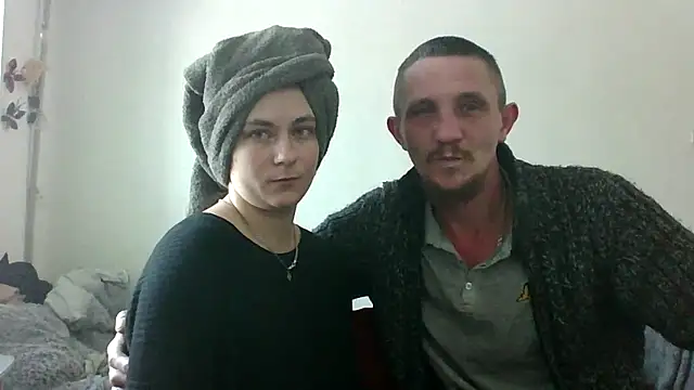 Twolatte1520 online show from 19, 2, 2026