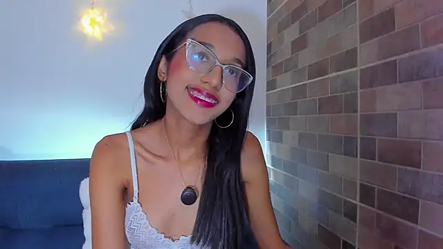 luna valen online show from 22, 12, 2025