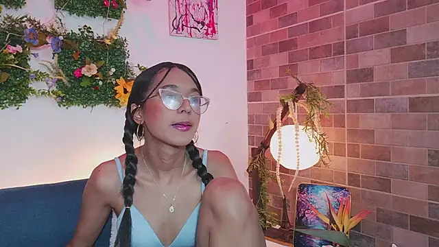 luna valen online show from 11, 3, 2026