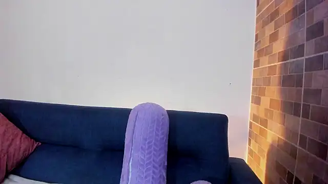 luna valen online show from 13, 11, 2025