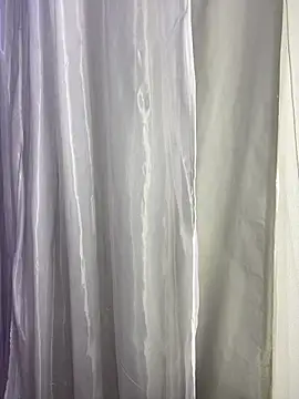 Rose monroee online show from 5, 4, 2026