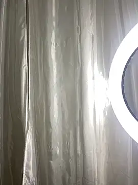 Rose monroee online show from 17, 4, 2026