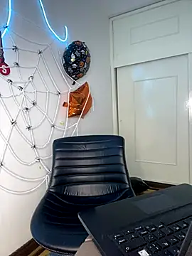 CharlotteMilf  online show from 17, 10, 2025