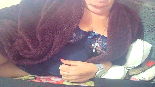Playful MILF Demi online show from 17, 5, 2026