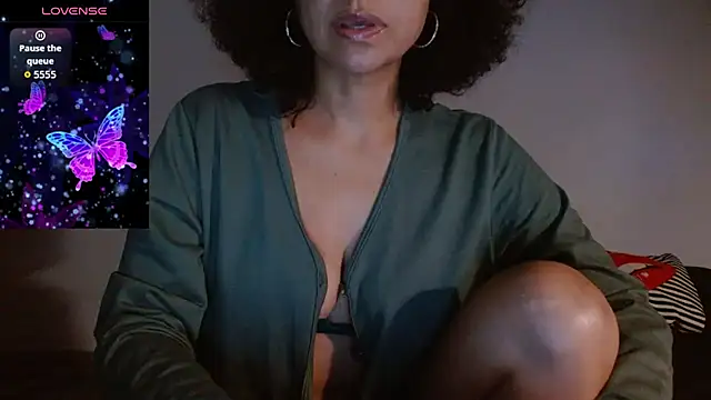 Seductress Malia online show from 14, 7, 2026