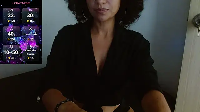 Seductress Malia online show from 25, 6, 2026
