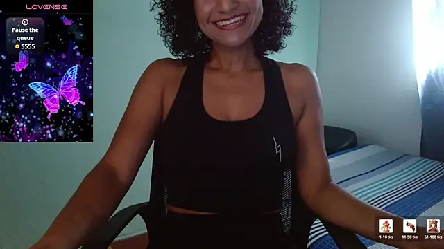 Snapshot of Seductress_Malia chatting on 15, 5, 2026 Seductress Malia online show from 15, 5, 2026