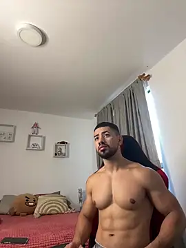 Ezzio Scolaro online show from 7, 11, 2025