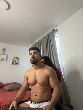 Ezzio Scolaro online show from 24, 2, 2026