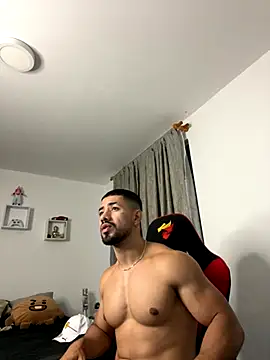 Ezzio Scolaro online show from 4, 11, 2025