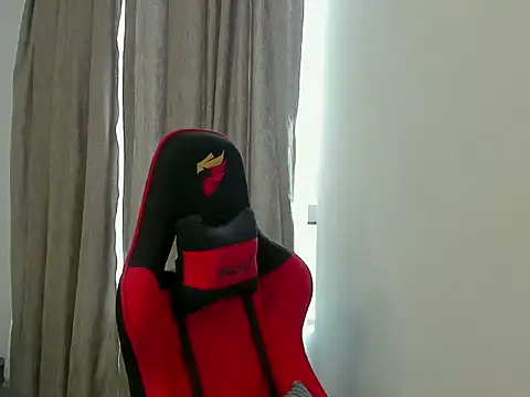 Ezzio Scolaro online show from 13, 10, 2025