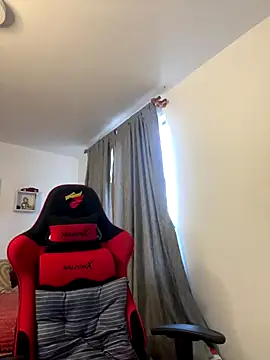 Ezzio Scolaro online show from 2, 12, 2025