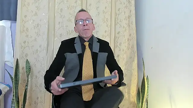  axelking  online show from 4, 5, 2026