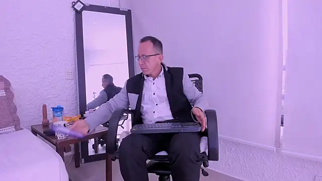  axelking  online show from 12, 2, 2026